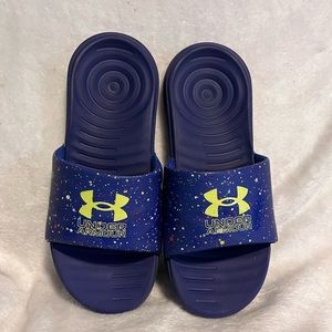 Under Armor Ansa‎ Graphic Slides